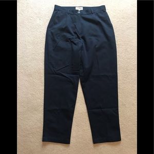 Women’s LL Bean wrinkle free bayside pants